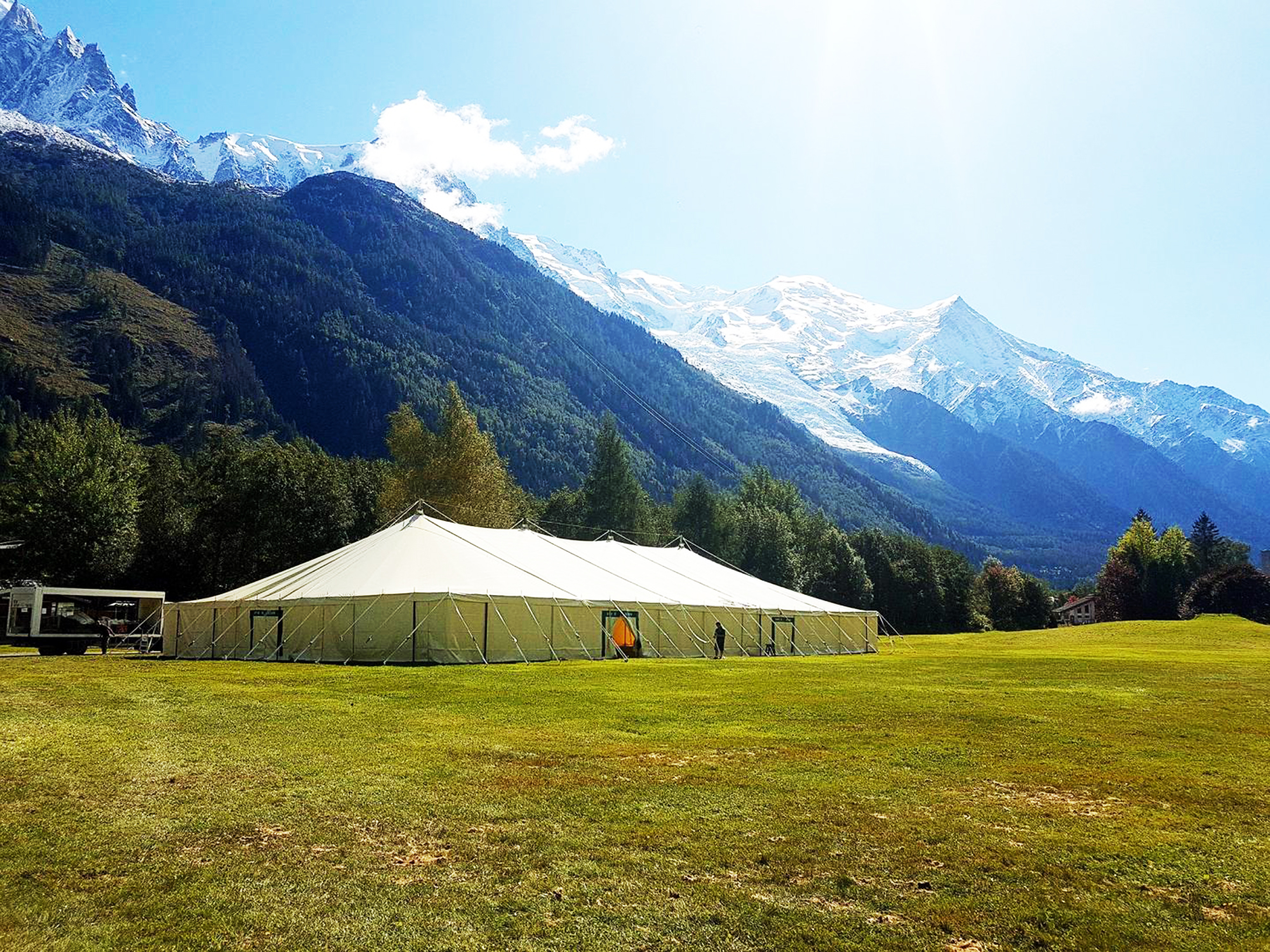 Location tente et chapiteau Savoie Haute-Savoie